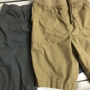 2pair boys faded glory shorts